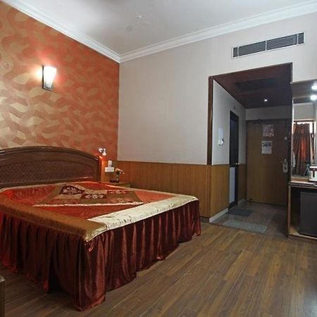 Oyo Rooms Police Line Амбала Экстерьер фото